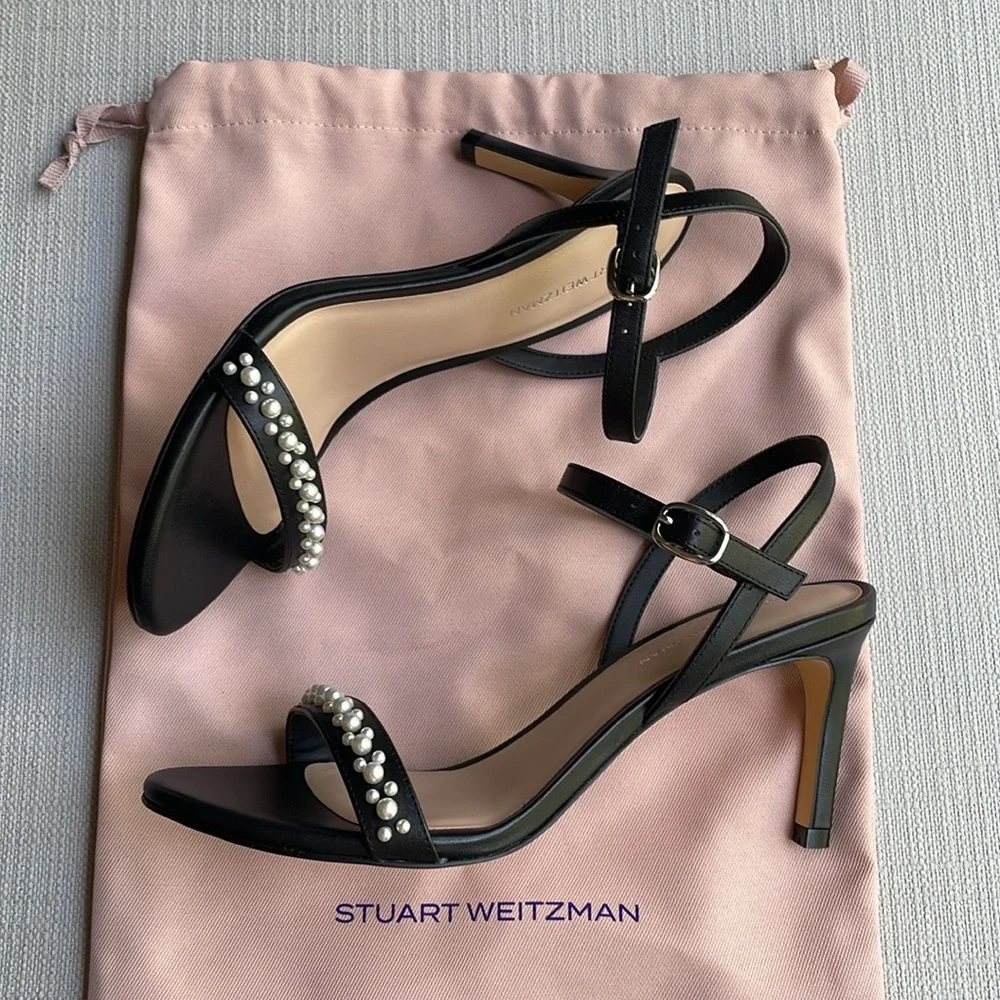 Stuart Weitzman dancer Sandals - black with Pearl Accents - size 8